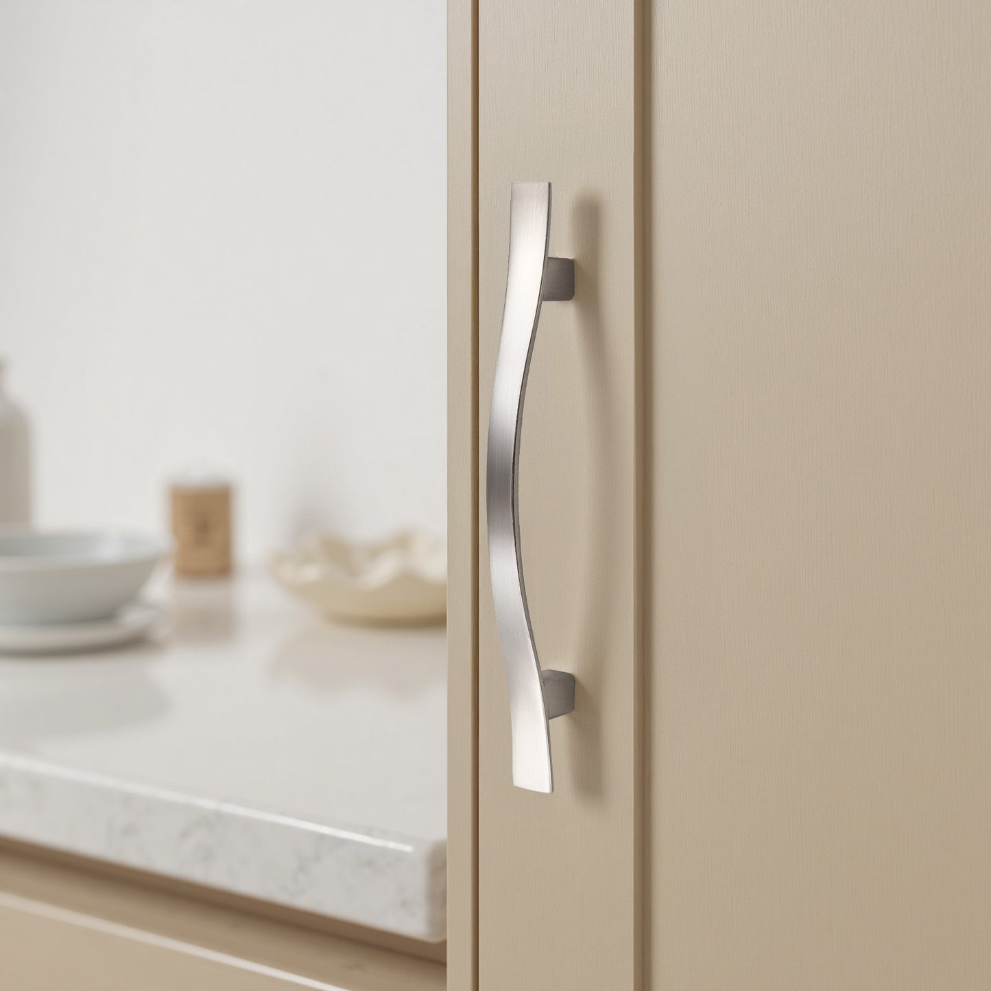 Wave Style Kitchen Cabinet Handles, Modern Dresser Drawer Pulls - Hole Spacing for 3-3/4'' - PD840